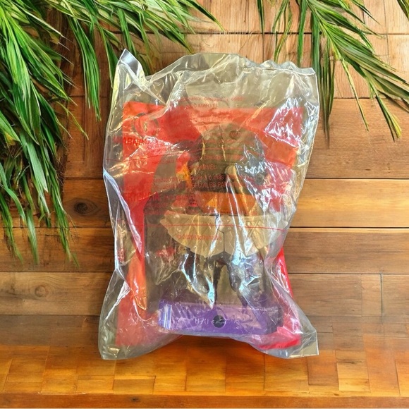 NEW 2020 McDonald’s Marvel Studios Heroes Happy Meal Toy – Falcon - Picture 3 of 5